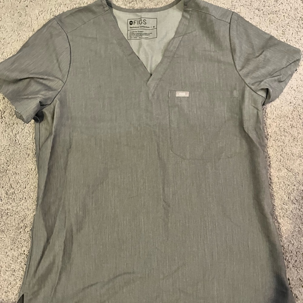 FIGS Gray One pocket scrub top